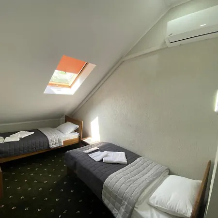 Аквамарин Motel Biskovichi Exterior photo